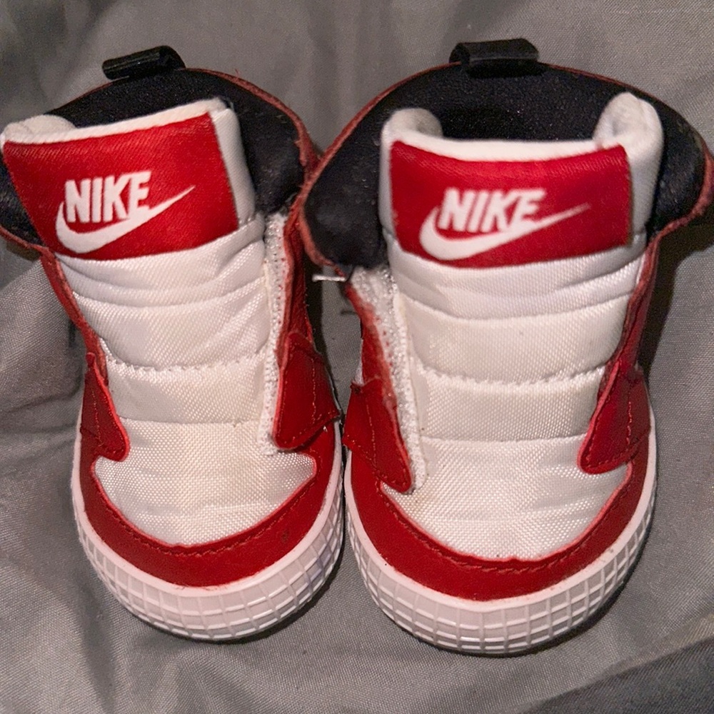 Jordan 1 crib